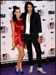 katy_perry_and_russell_brand_e